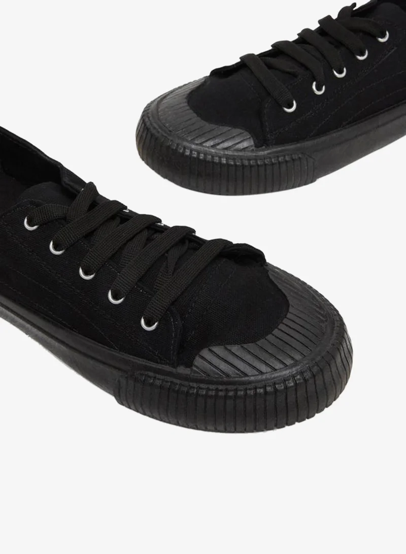 ستايلي حذاء سنيكرز قماش برباط